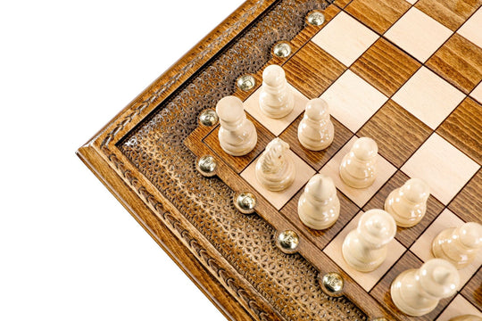 handmade_chess_set