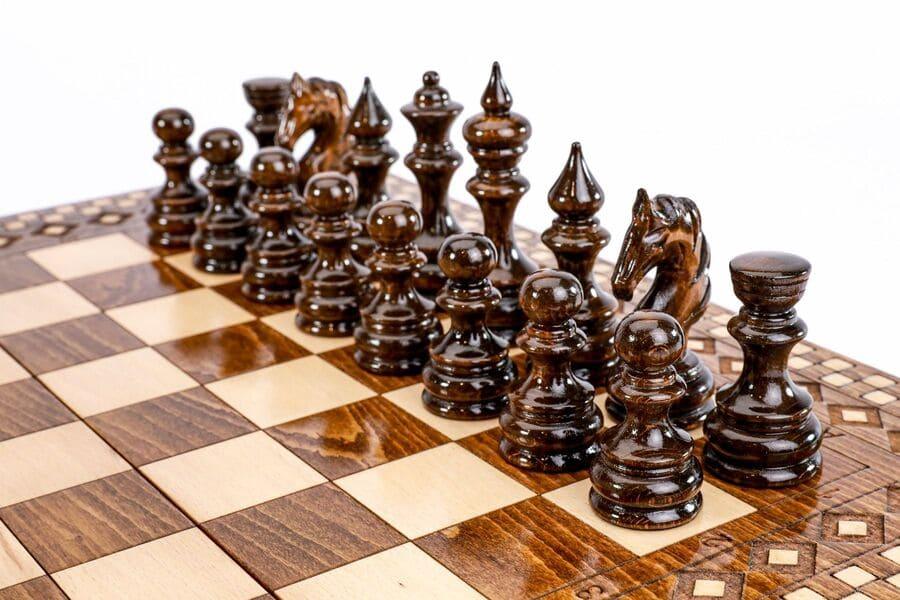 Wooden Chess-backgammon Set with Carpet Pattern - Chess District