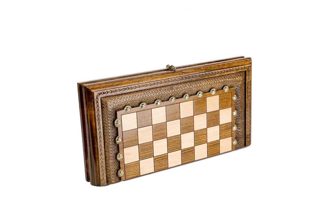 handmade_chess_set
