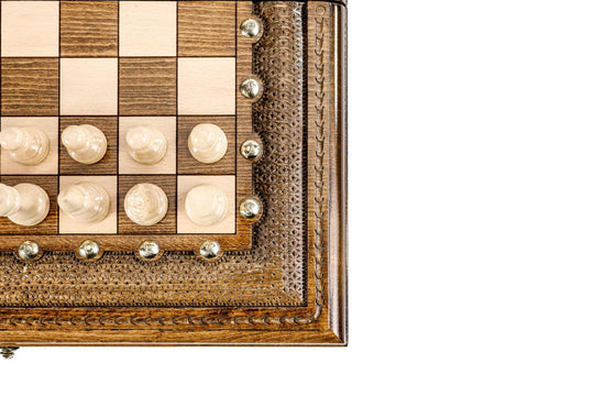 handmade_chess_set