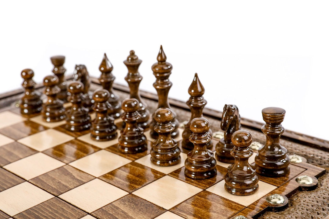 handmade_chess_set